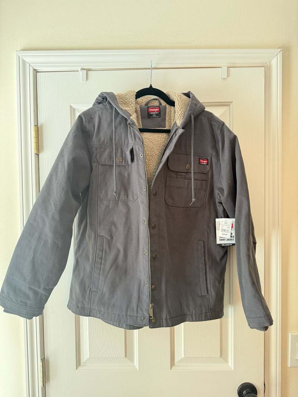 Wrangler Men's Hooded Quilted Shirt Jacket, Gray, Small